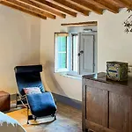 Vakantiehuis Historic Ensemble Near Florence In Tuscany