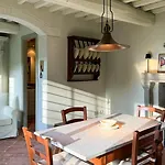 Vakantiehuis Historic Ensemble Near Florence In Tuscany