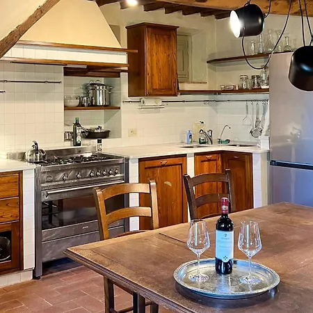 Historic Ensemble Near Florence In Tuscany Casa vacanze *